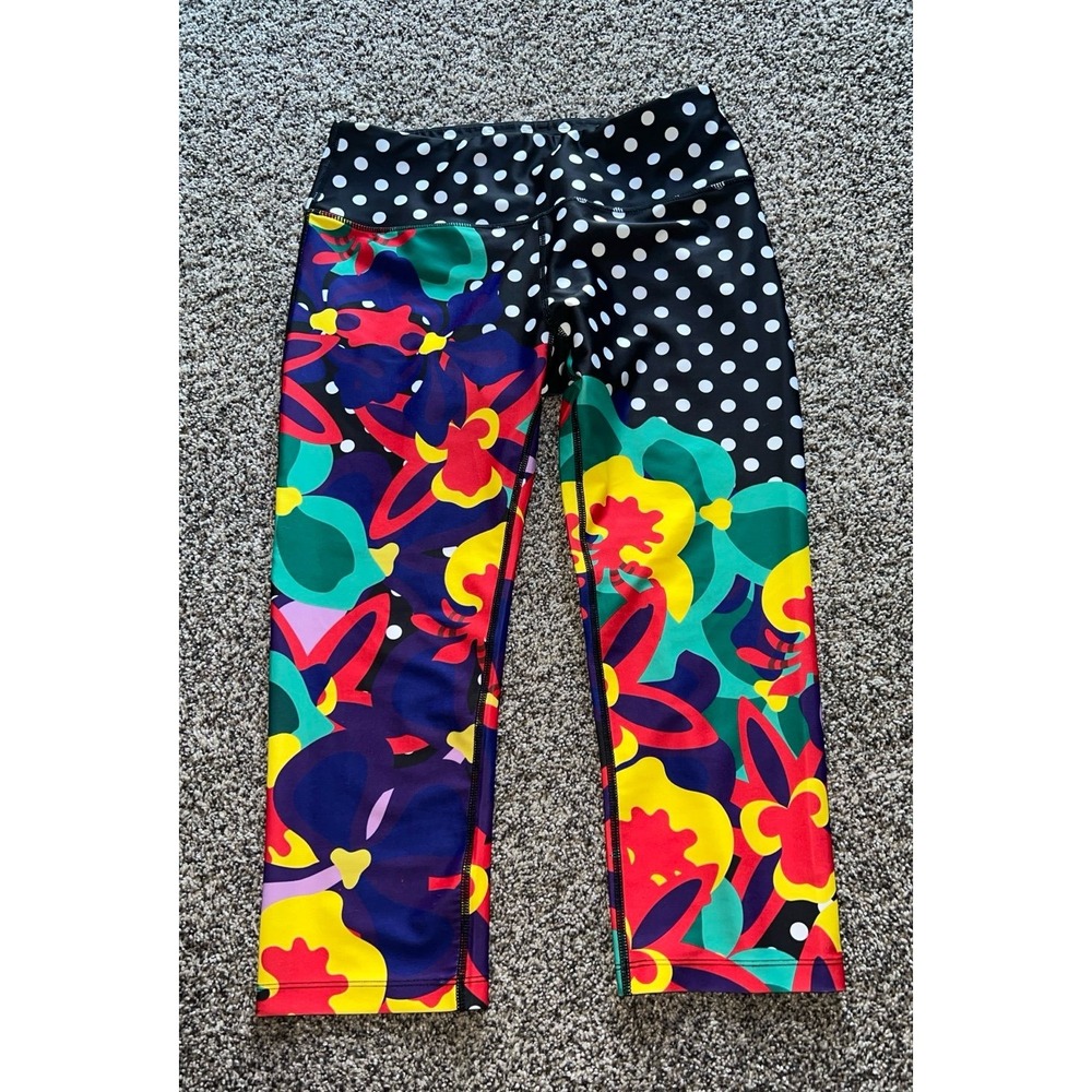 The Triflare Tribe Athletic Yoga Capri Leggings Colorful/polka‎ dot size medium
